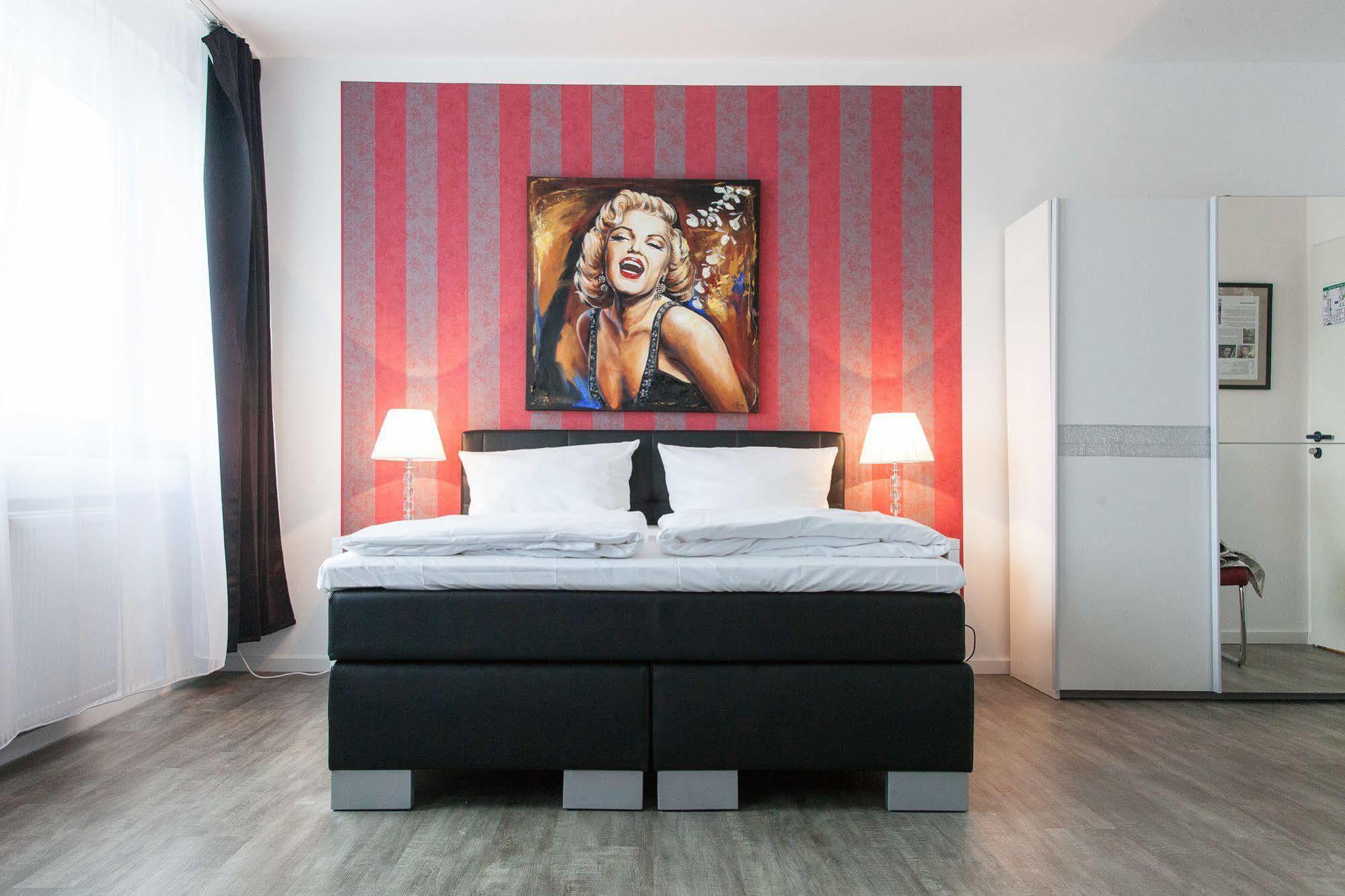 Hotel Stay Essen Bagian luar foto